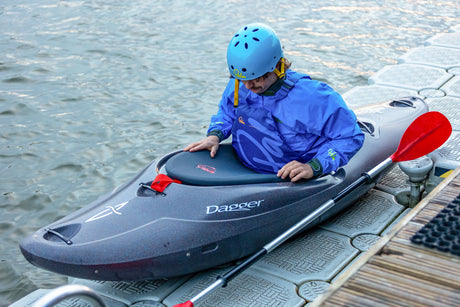 How to Choose a Kayak Spraydeck